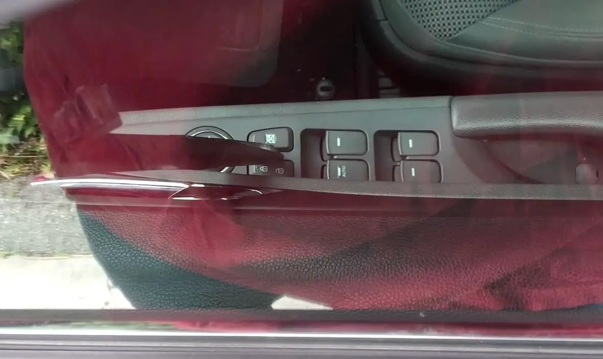 How to Open Nissan Sentra Trunk Without Key