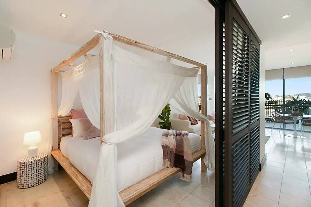 How to Remove Doona Canopy
