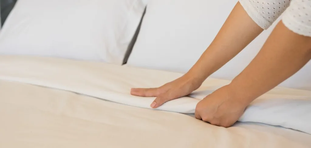 How To Sheet A Bed In A Few Seconds