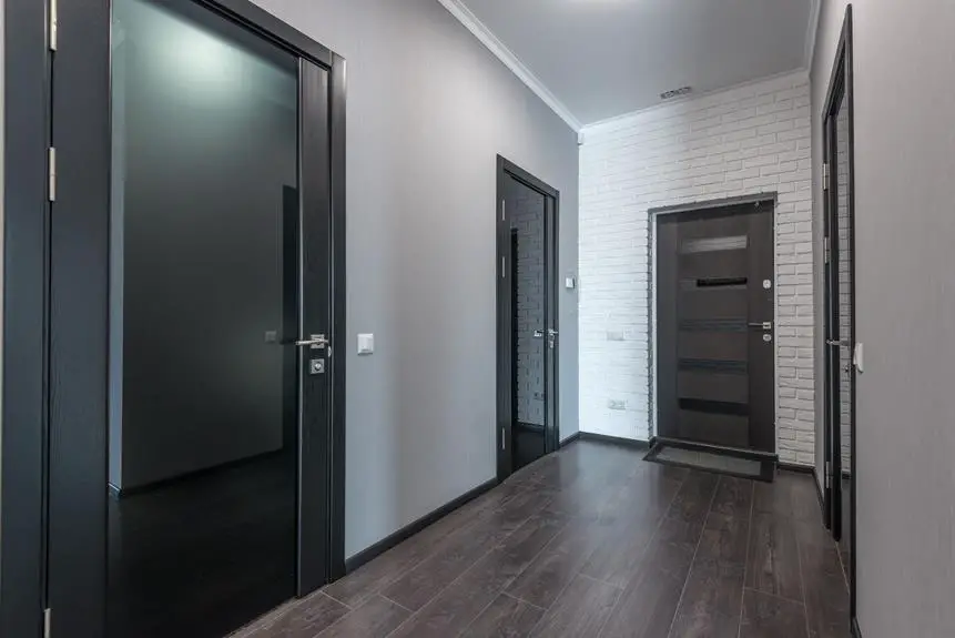removing scuff marks from laminate floors