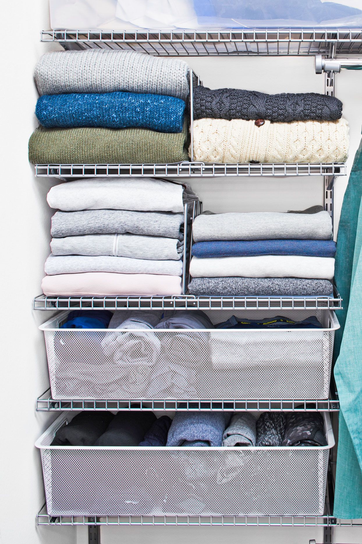 How to Store Sweatshirts